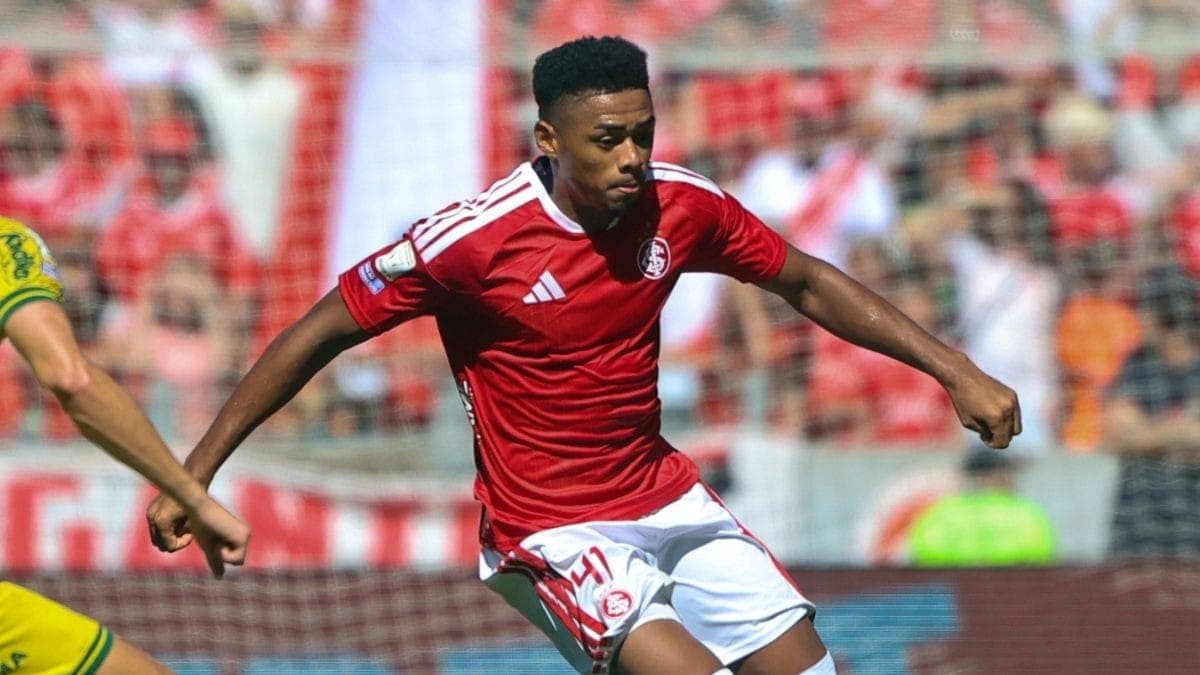 Victor Gabriel, zagueiro do Internacional