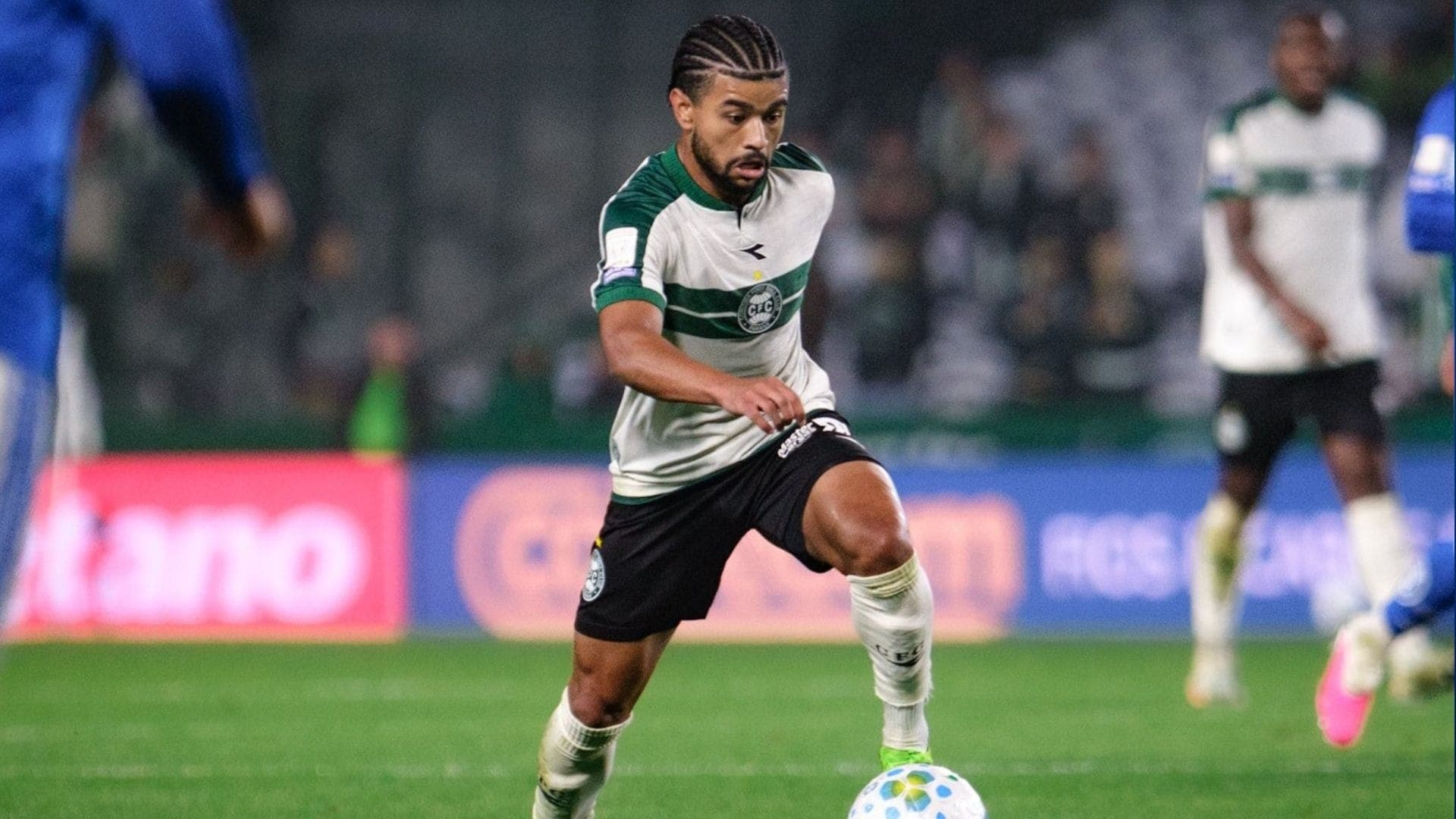 Ataque do Coritiba passa em branco mais uma vez 