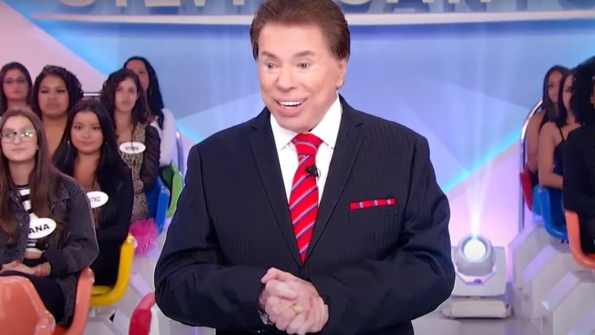 Silvio Santos está afastado de seu programa