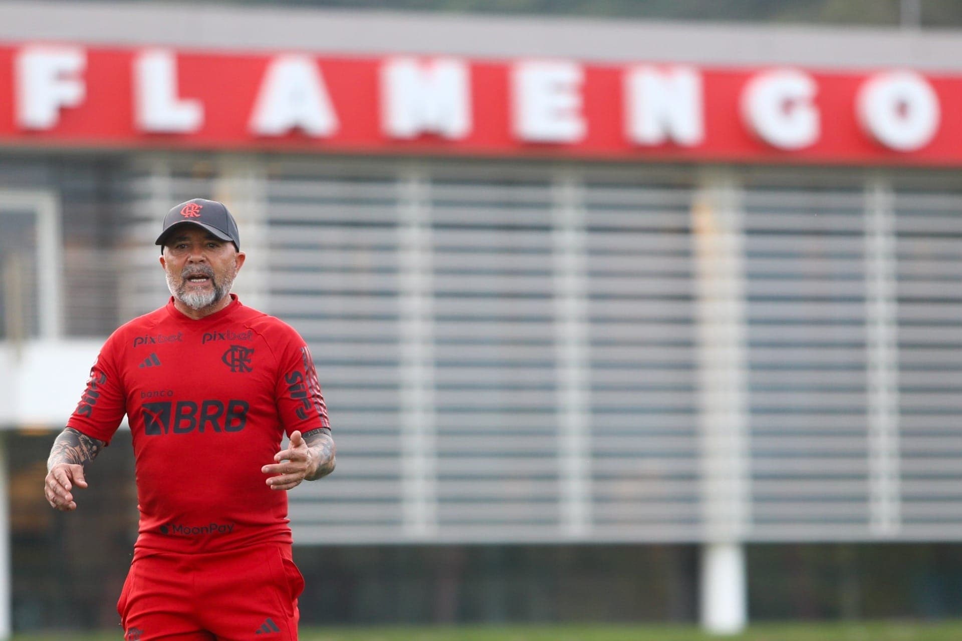 Sampaoli comanda treino no Flamengo