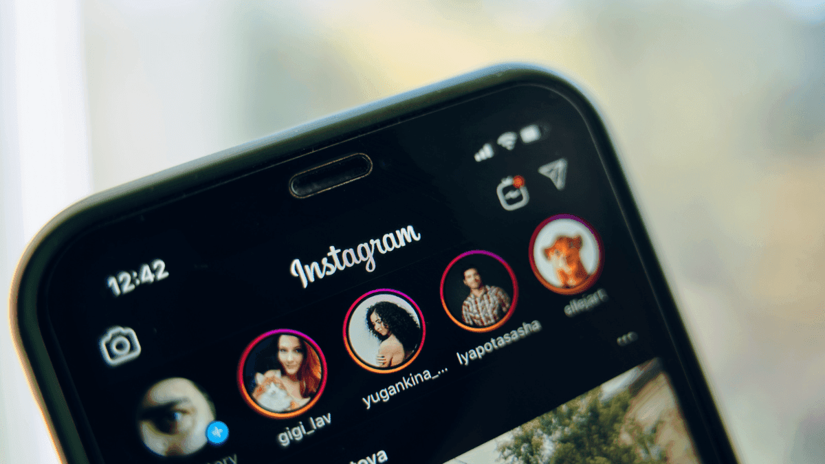A partir desta terça-feira (14) filtros criados por terceiros não estarão mais disponíveis no Instagram