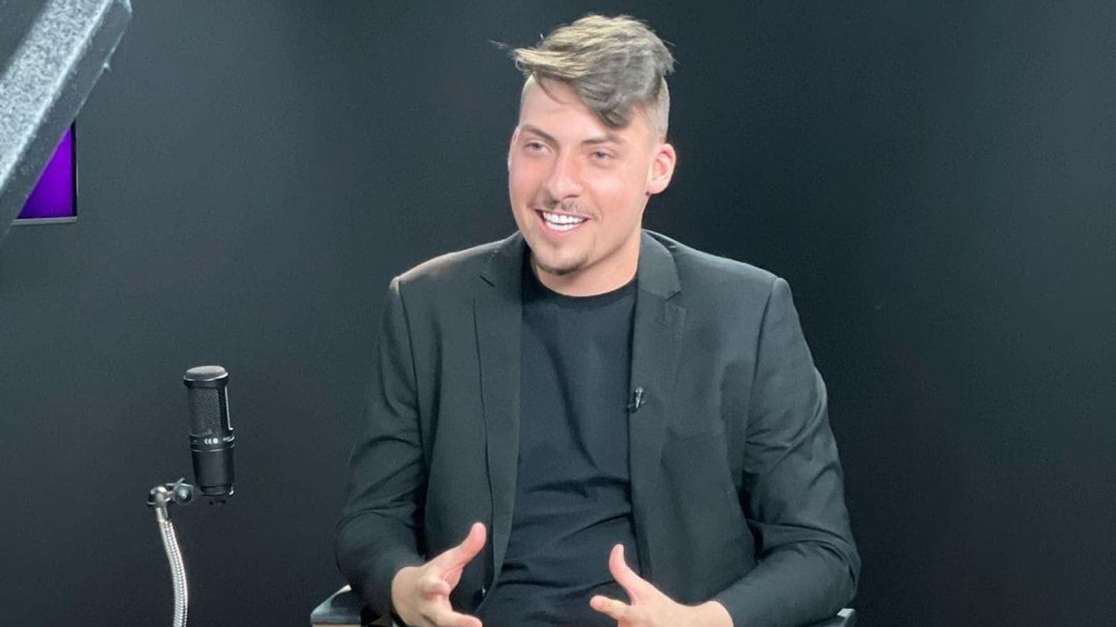 Jair Renan Bolsonaro é alvo de operação