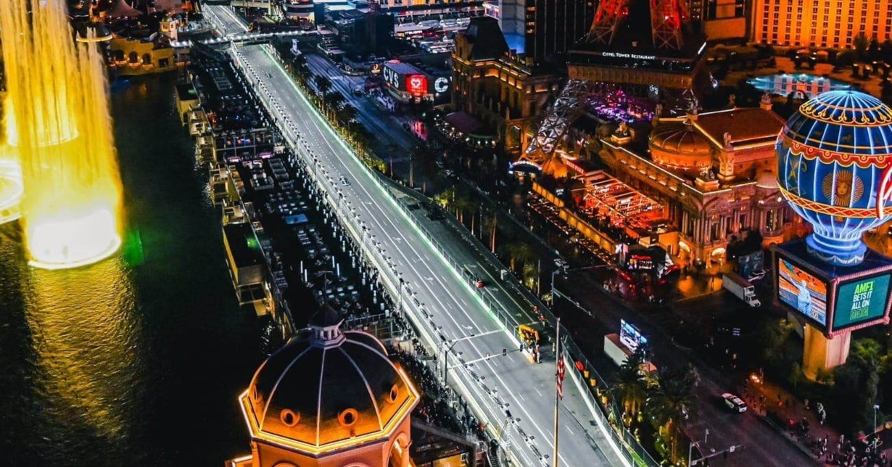 Las Vegas voltou ao calendário da F1 em 2023, mas já com história para contar