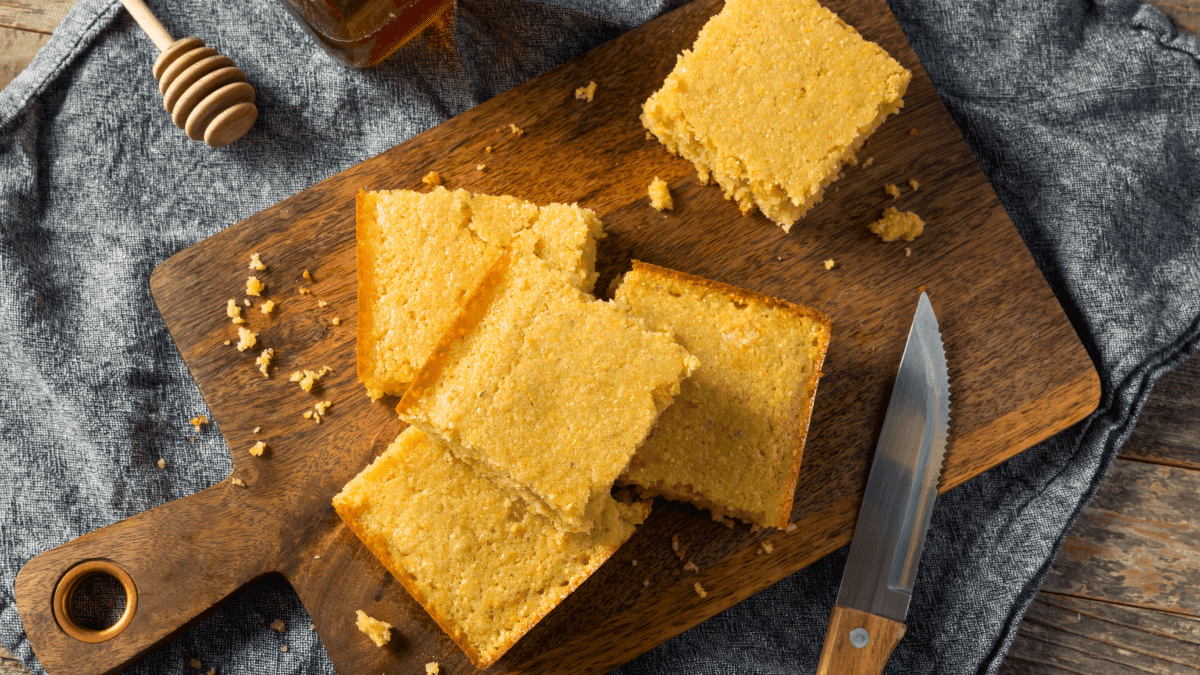 Bolo de milho: aprenda receita da Carole Crema