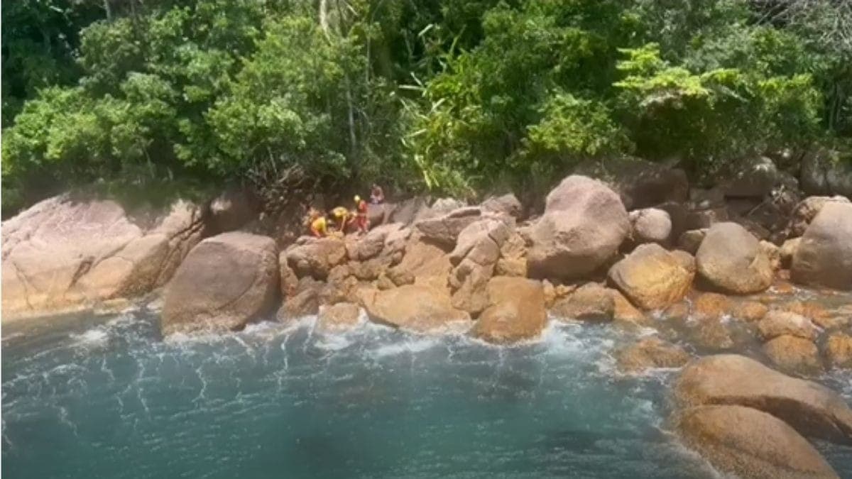 Homem morre após se afogar no mar da Ilha Prumirim em Ubatuba