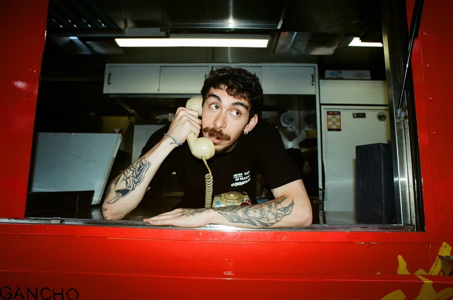 Mochakk Calling
