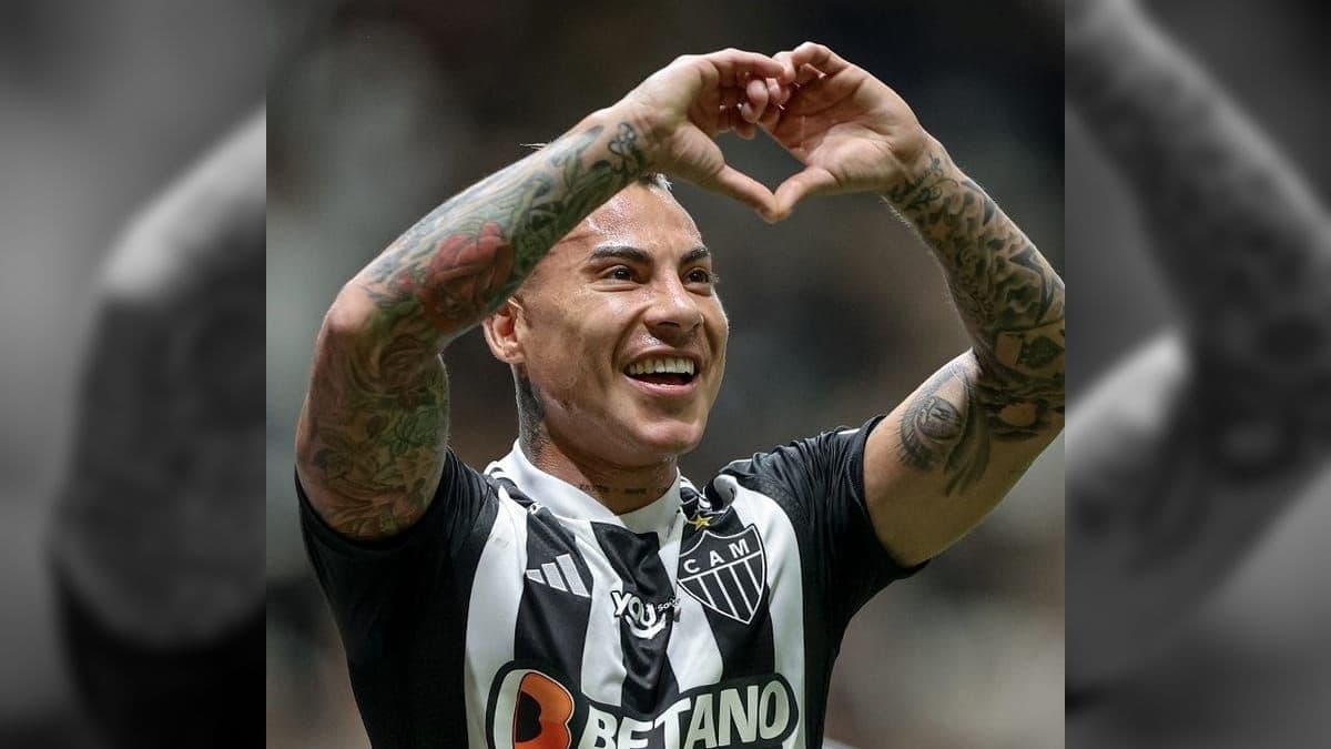 Vargas comemora gol do Atlético-MG
