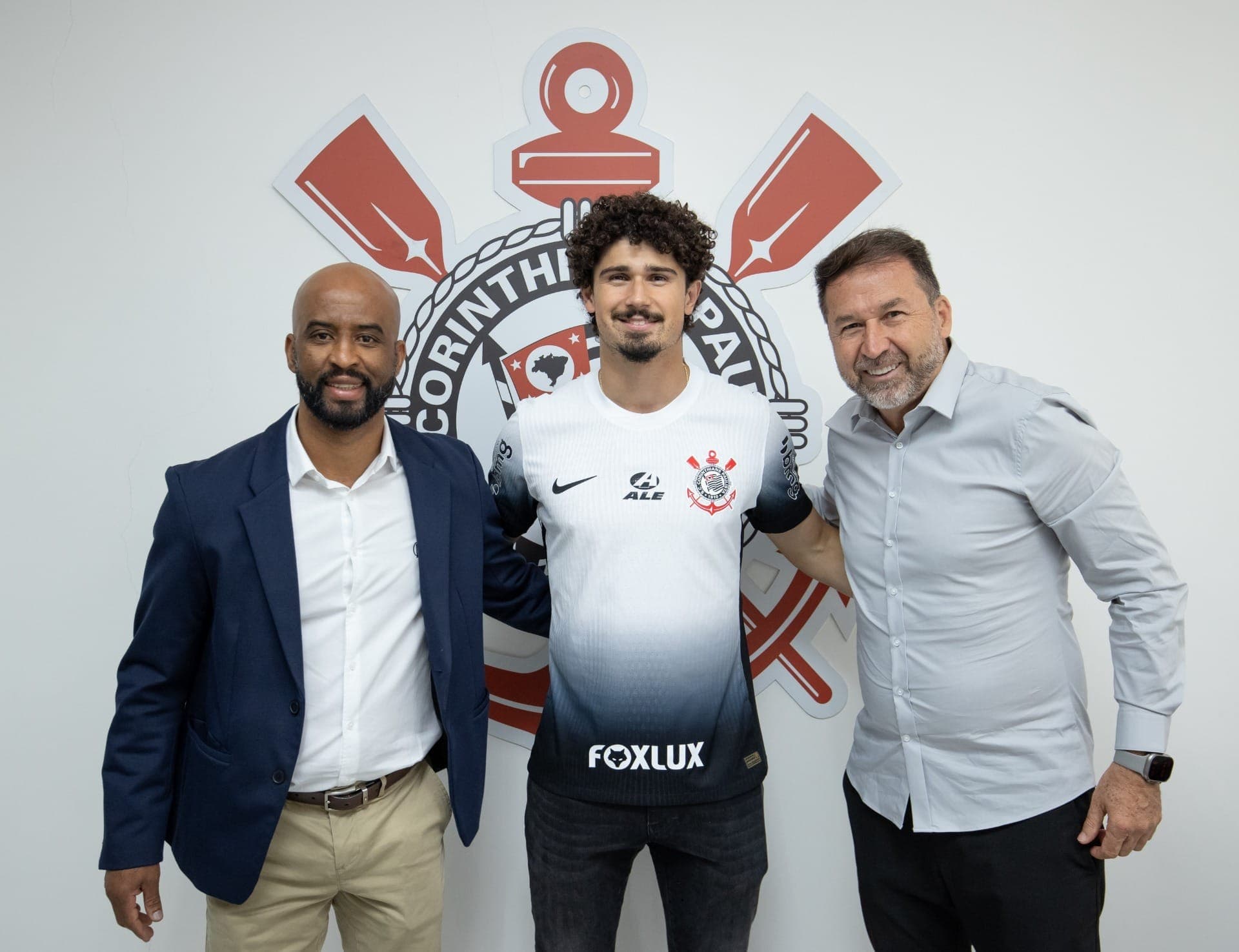 André Ramalho é contratado pelo Corinthians