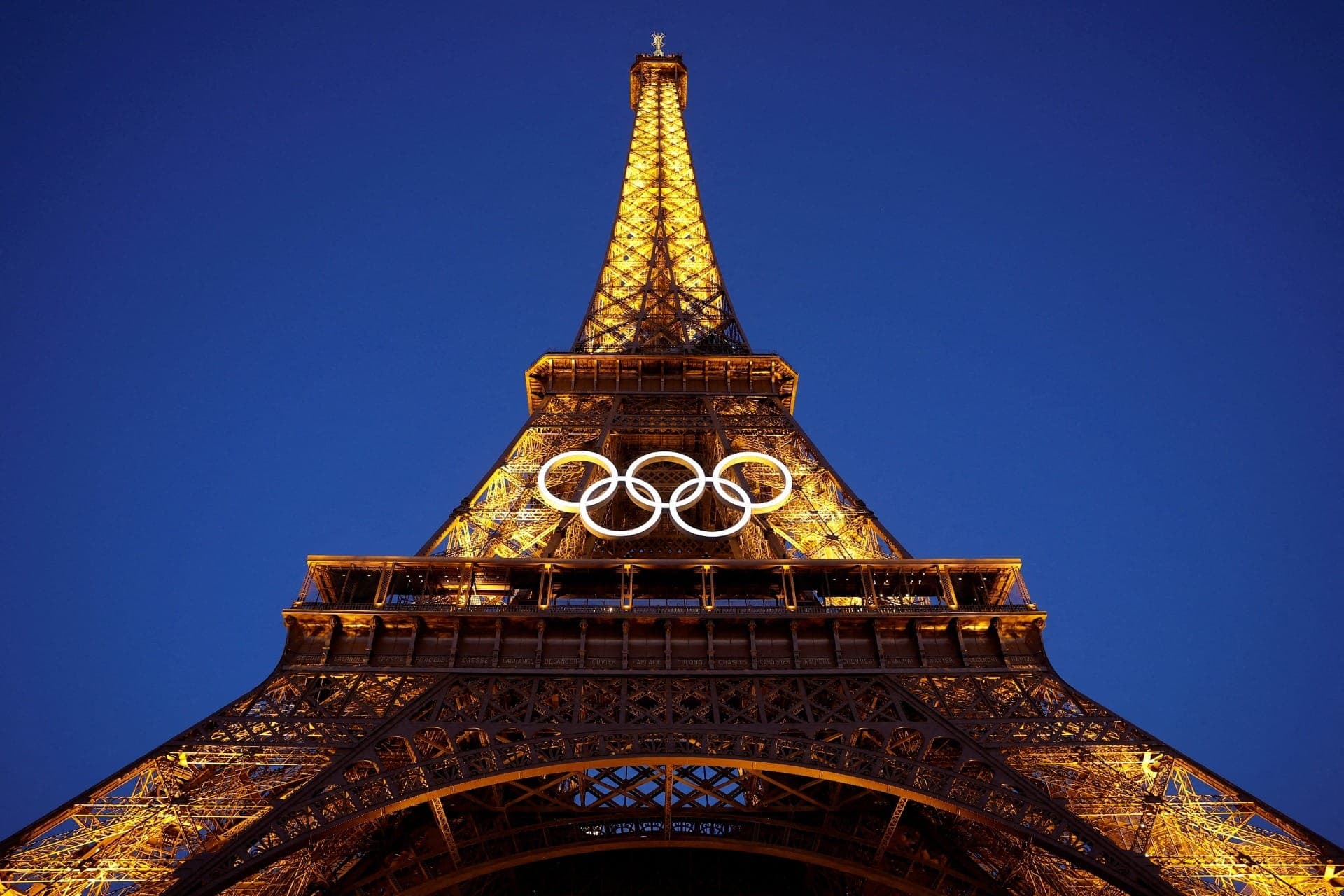 Torre Eiffel, em Paris, na França,