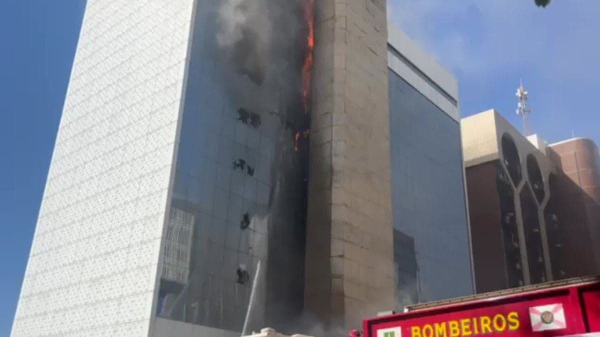 Incêndio atinge prédio da OAB em Brasília 