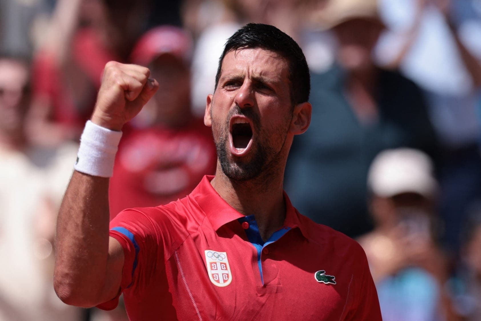 Novak Djokovic segue vivo em Paris-2024