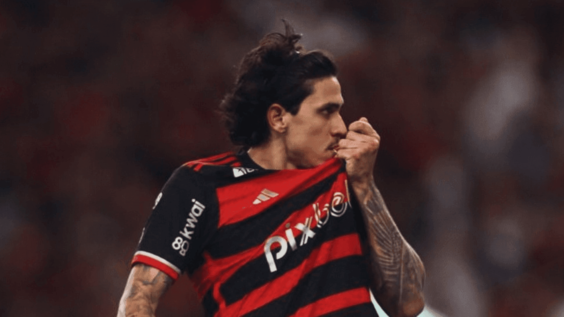 Pedro comemora gol contra o Palmeiras