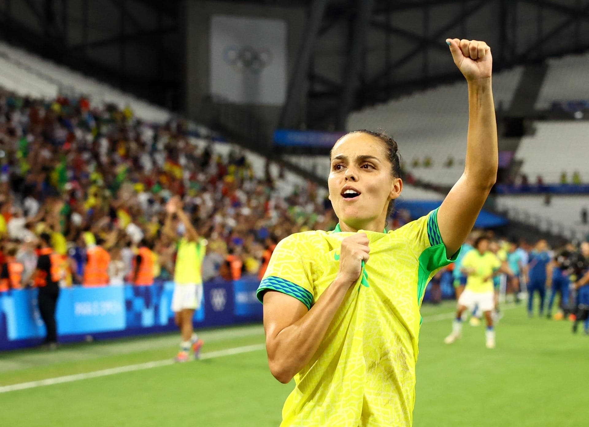 Gabi Portilho comemora gol do Brasil