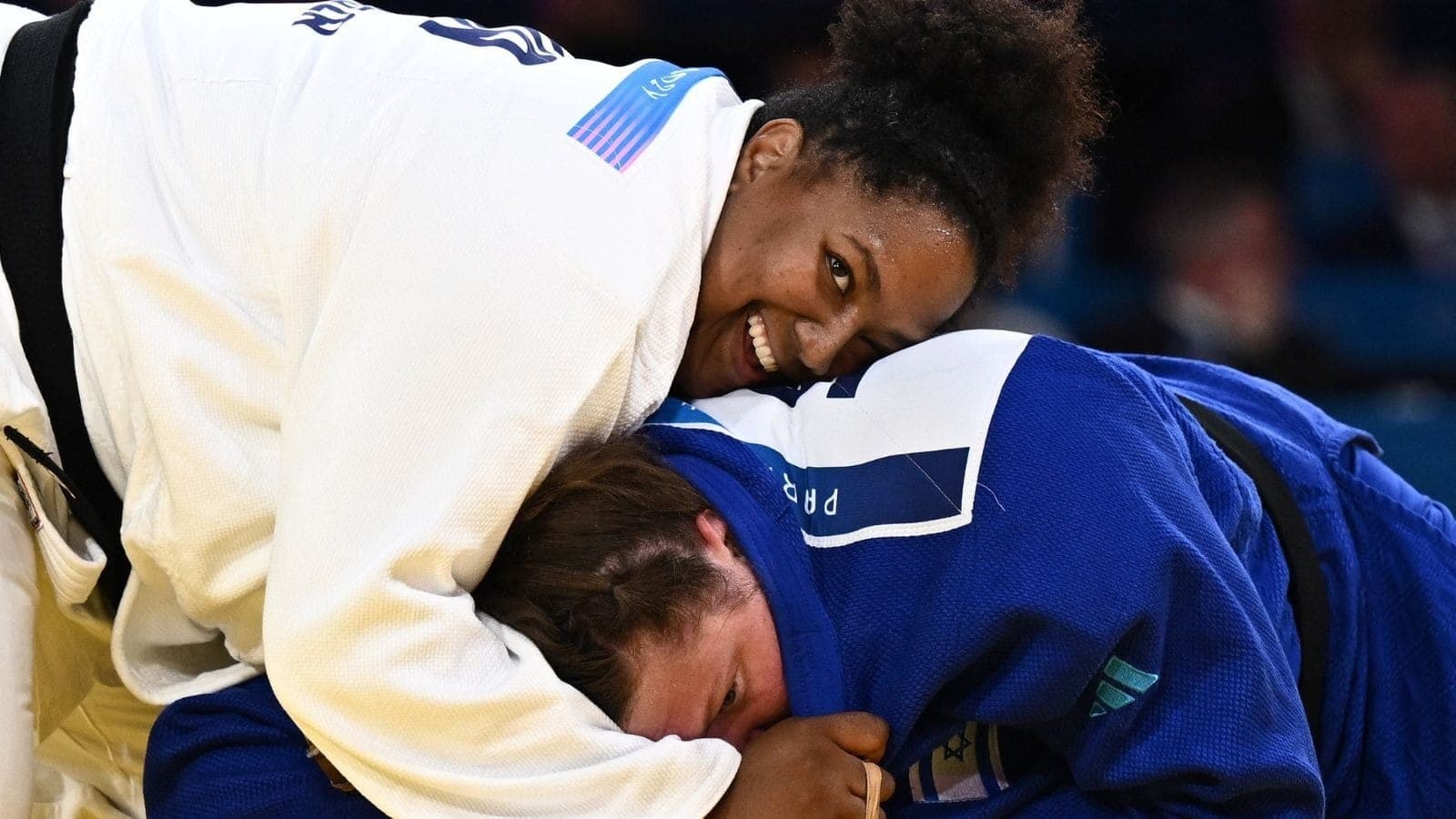 Bia Souza conquista ouro em Paris-2024