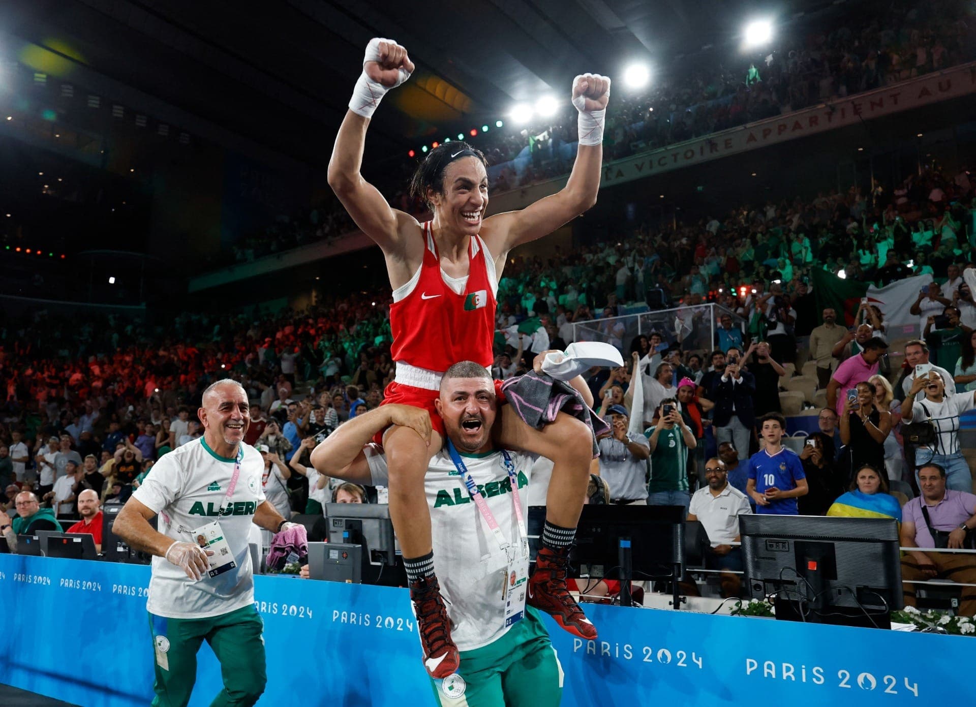 Khelif conquista medalha de ouro