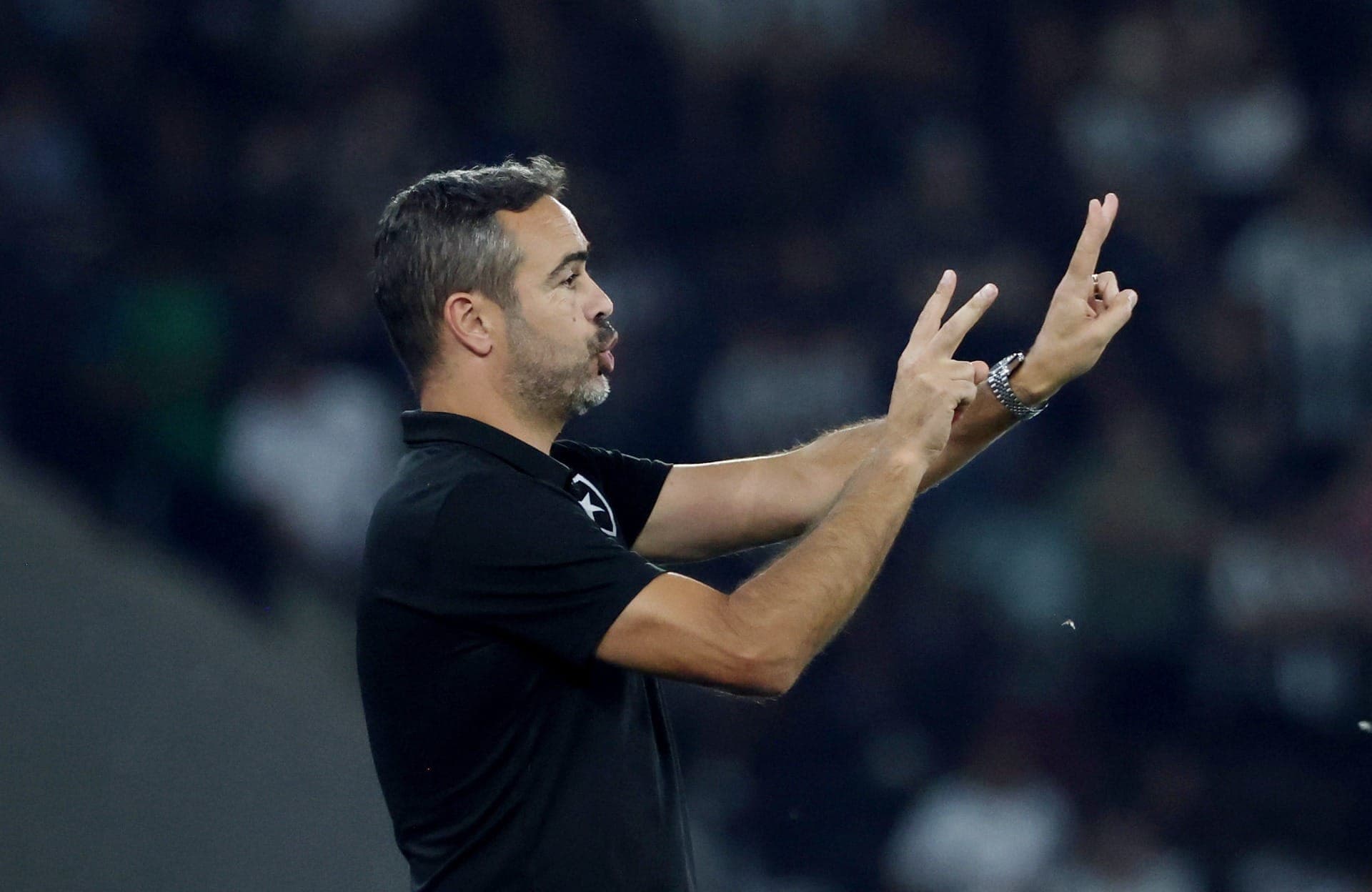 Artur Jorge comparou Campeonato Brasileiro ao Português