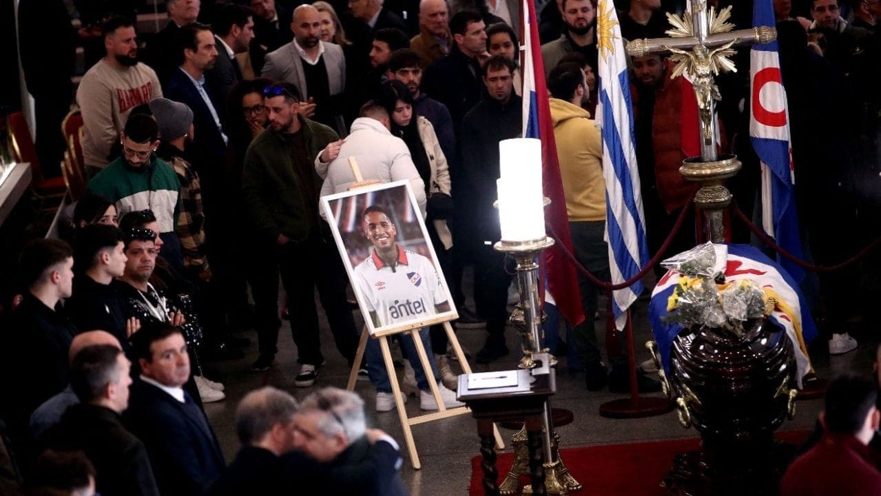 Velório de Juan Izquierdo em Montevideú
