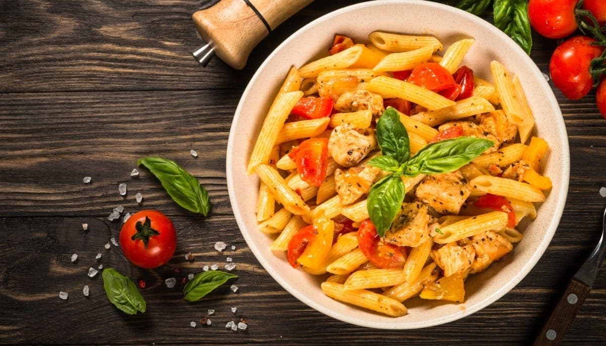 Macarrão com frango