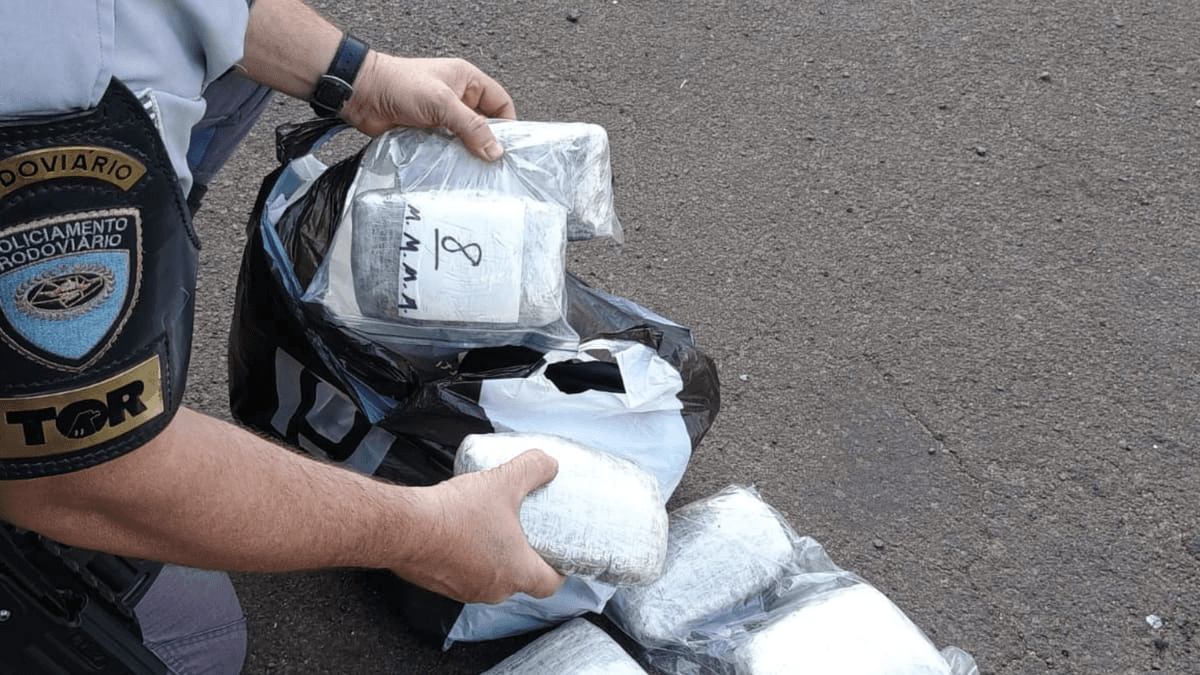 A droga estava escondida em uma sacola