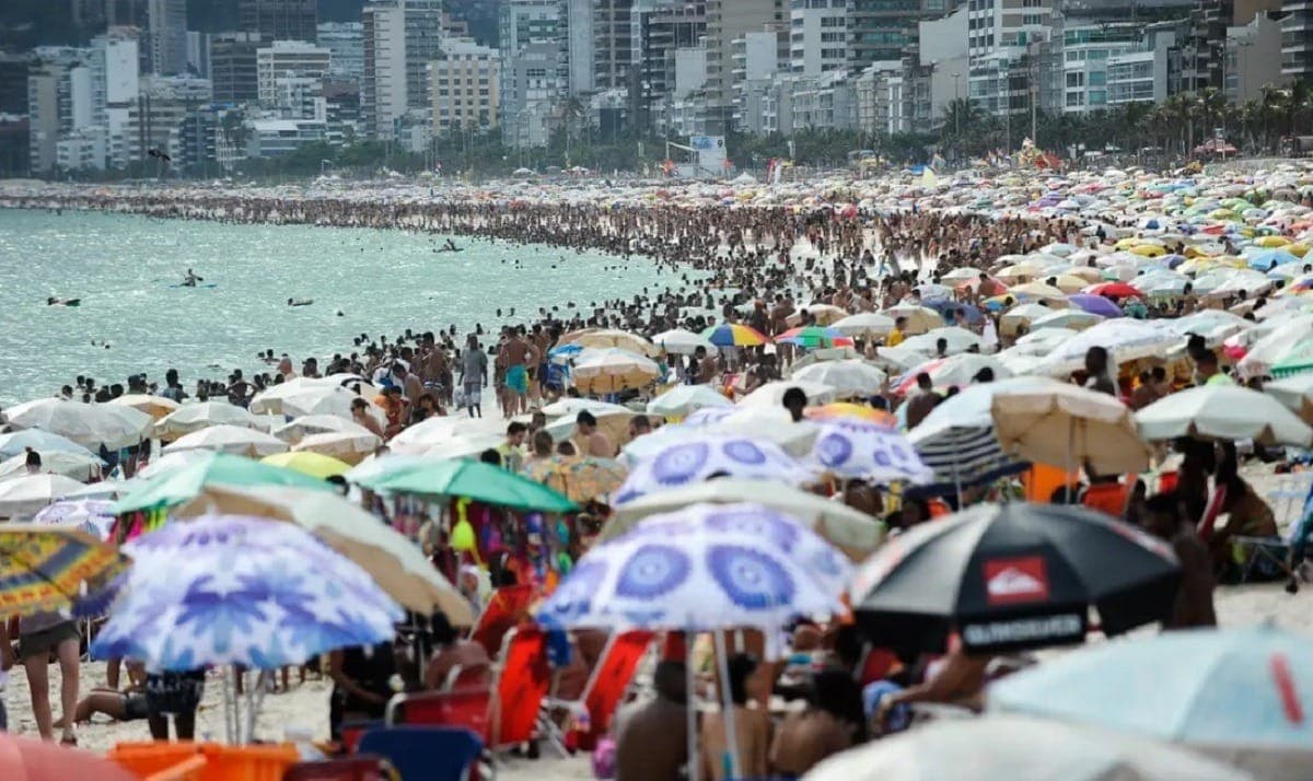 Praias do Rio de Janeiro devem ficar lotadas nas datas comemorativas