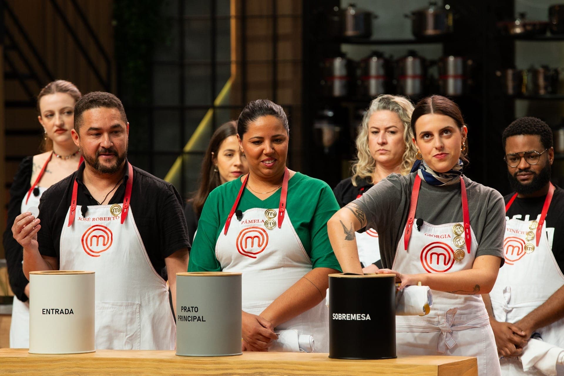 Participantes do MasterChef formam trios