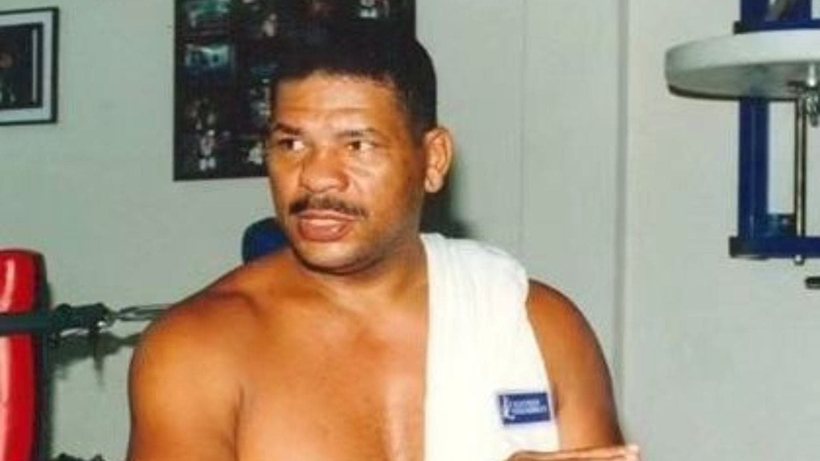 Maguila é considerado uma lenda do boxe brasileiro