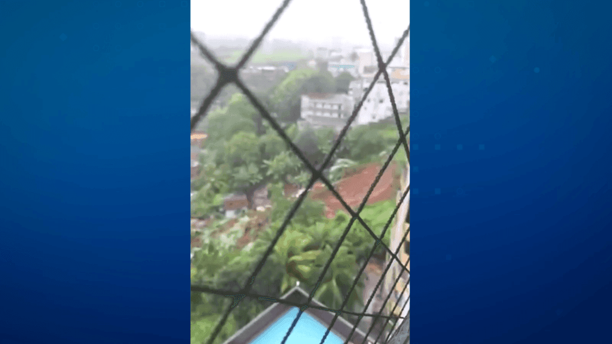 Deslizamento de terra em Salvador