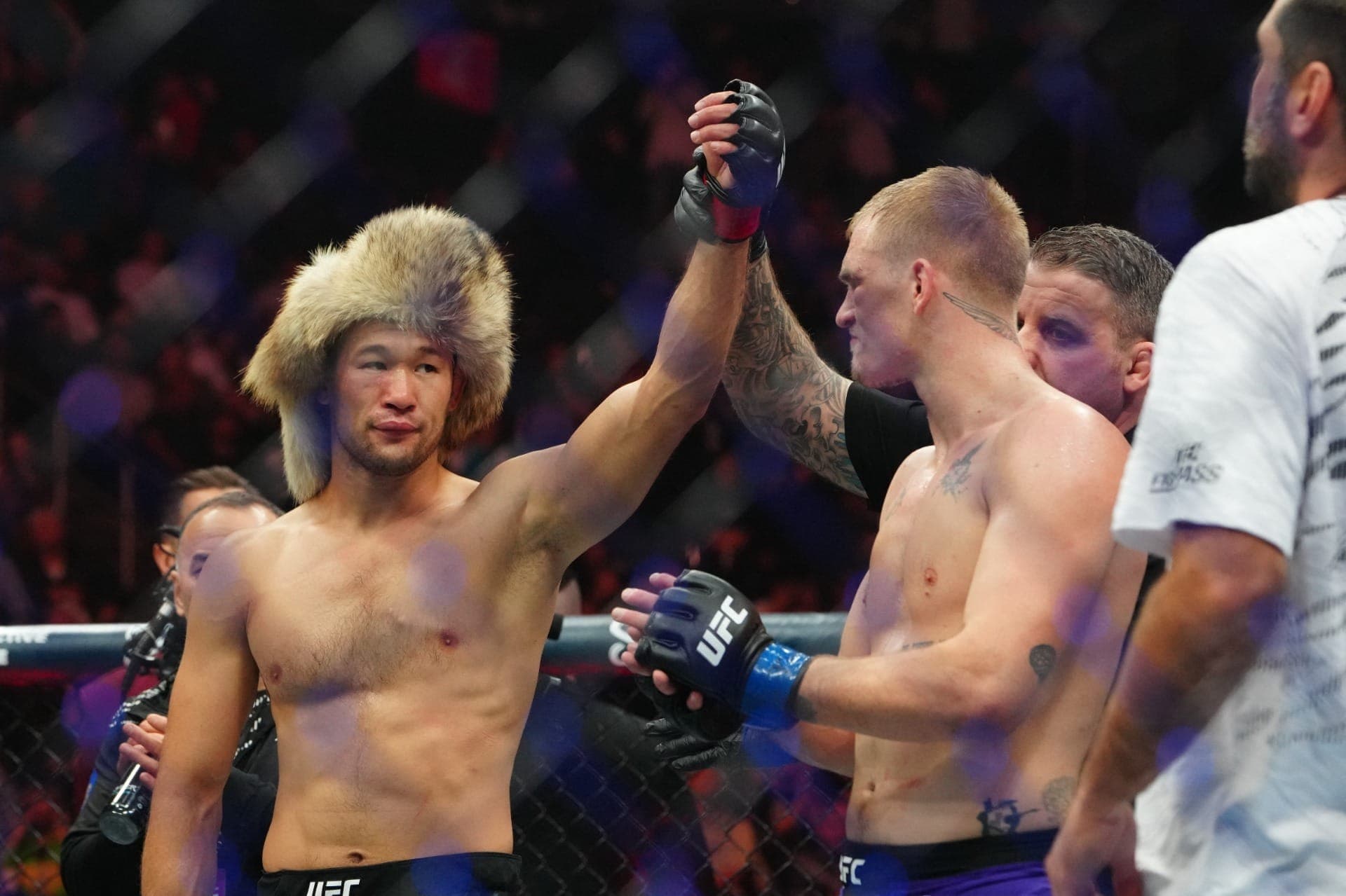 Shavkat Rakhmonov vence Ian Garry no UFC 310.
