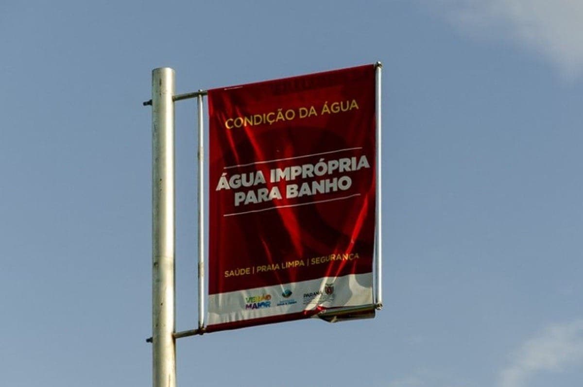 Água imprópria para banho