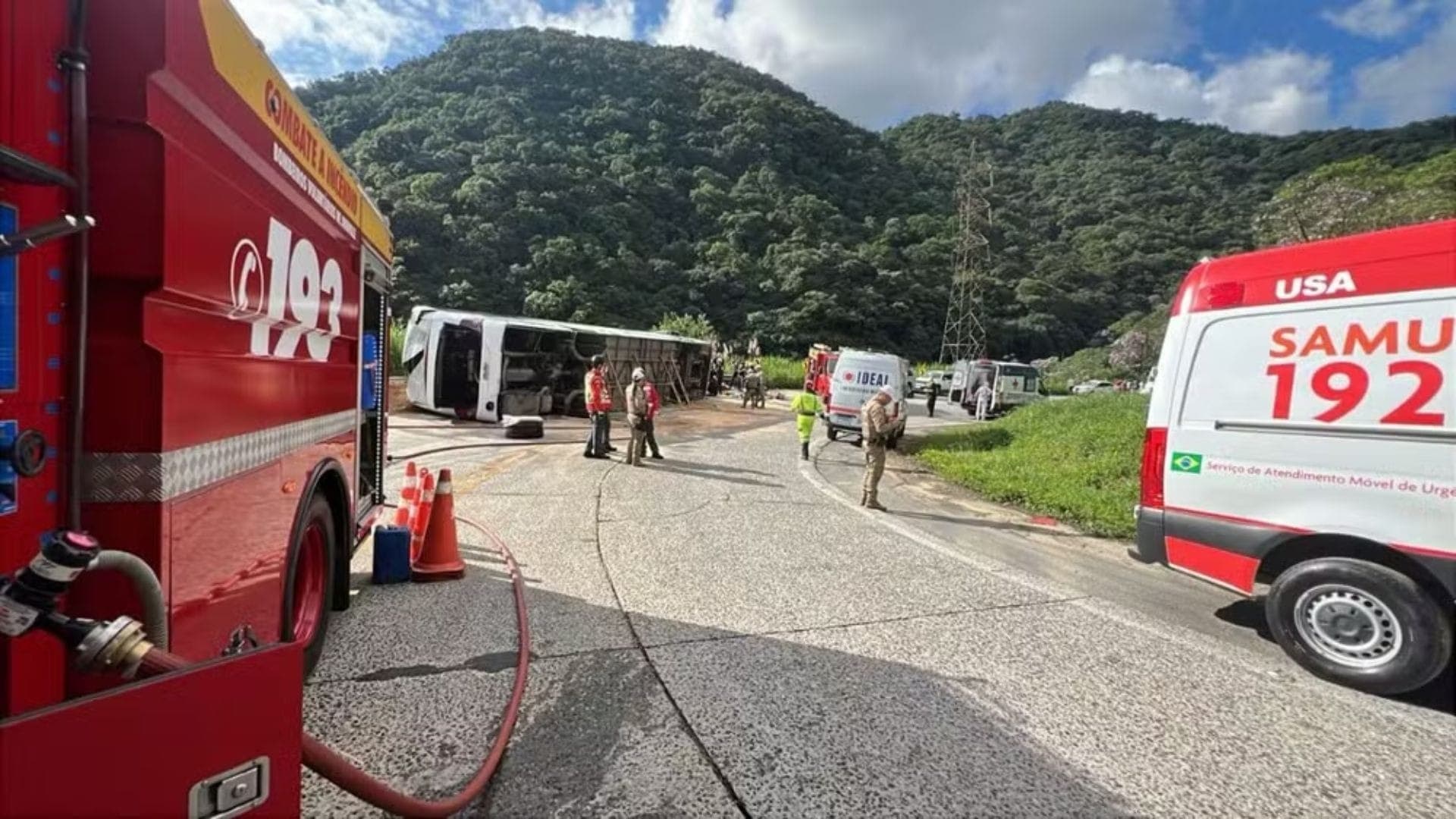 Acidente ocorreu em uma curva na SC-418