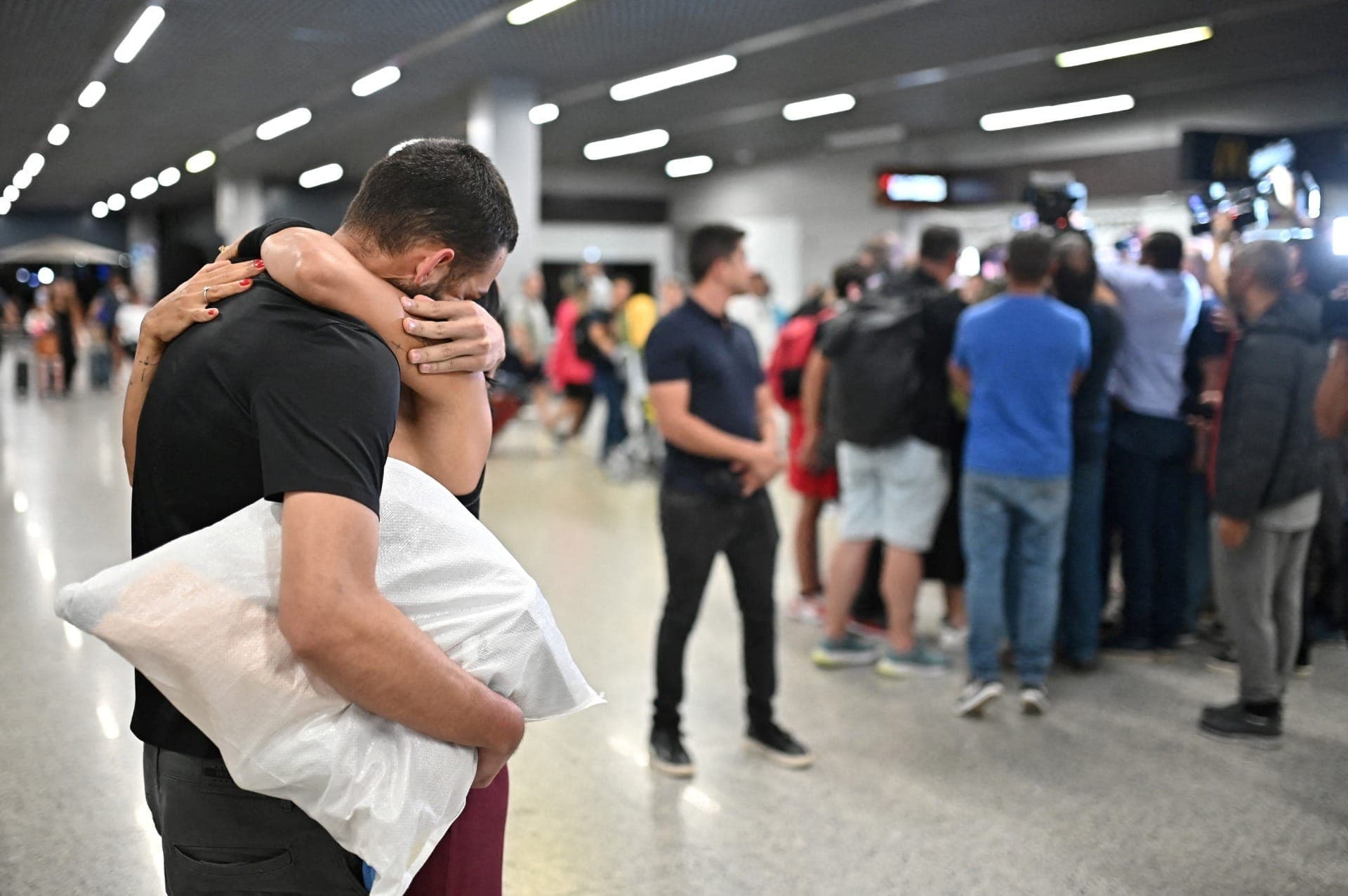 Brasileiros deportados dos EUA
