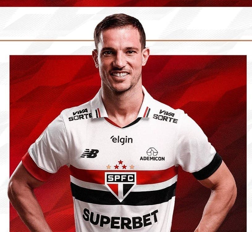 Cédric, lateral português do São Paulo