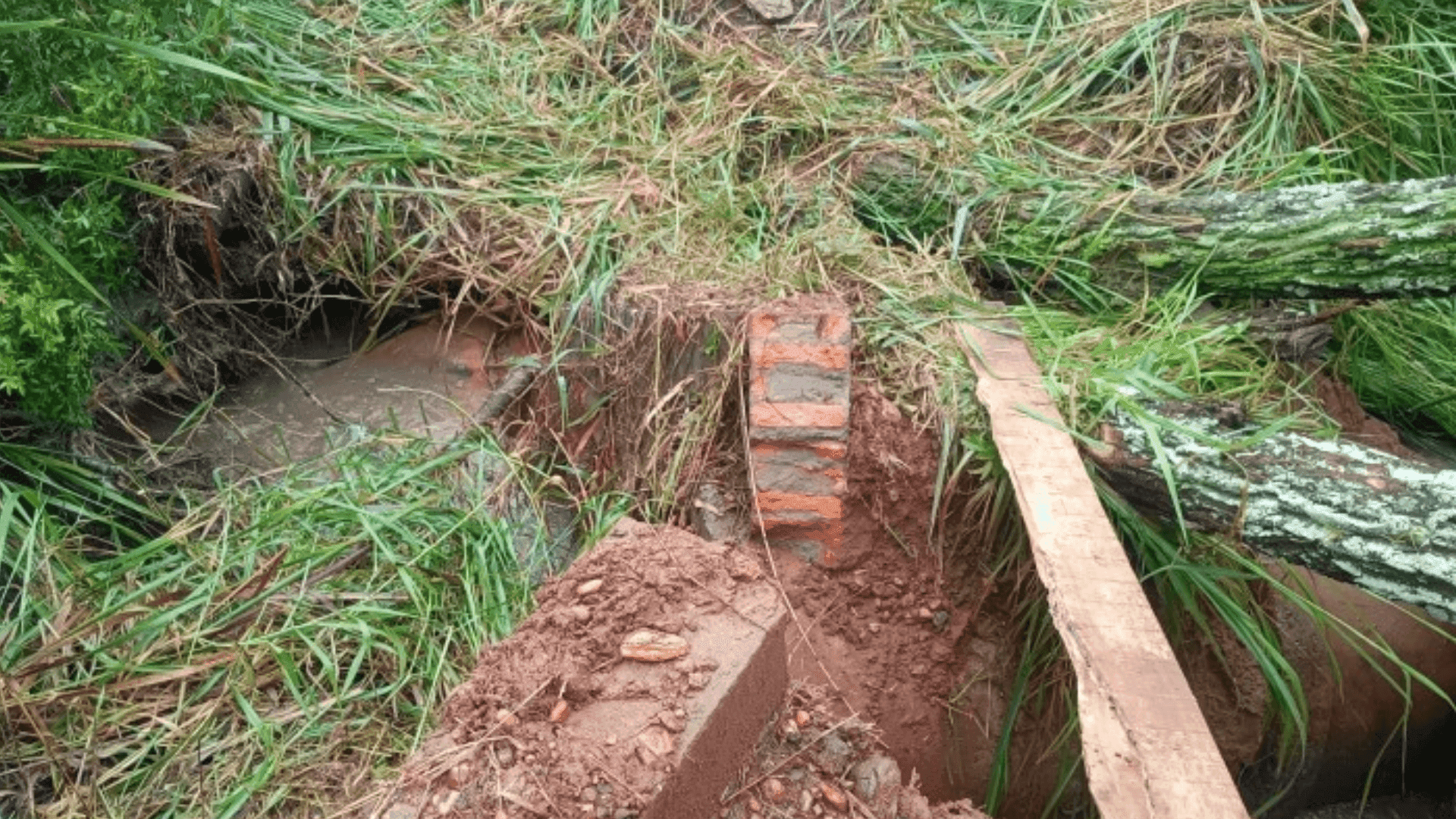 O trabalho segue para reparar os danos