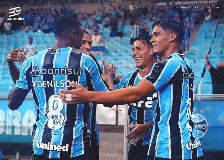 Grêmio comemora goleada