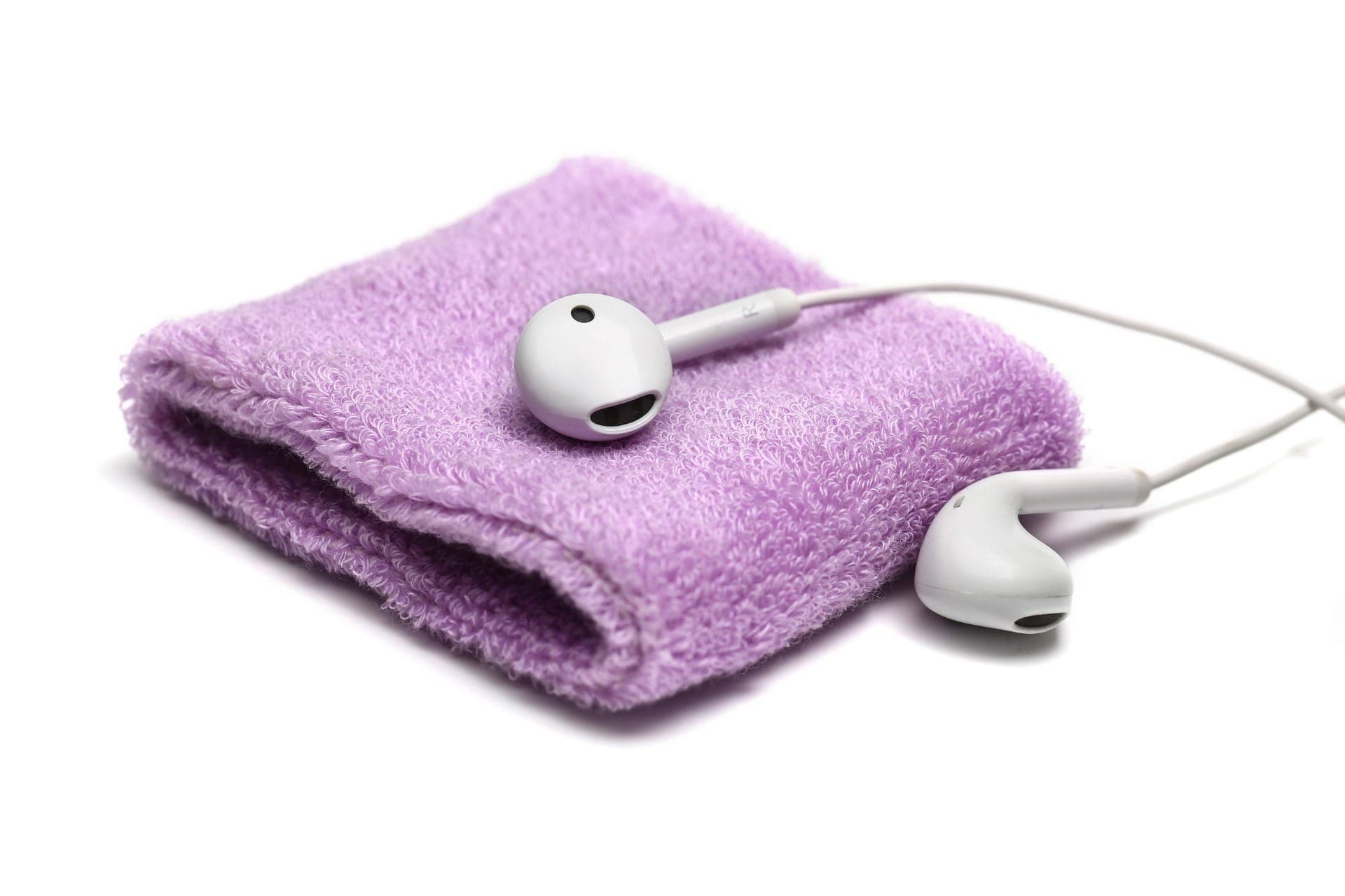 Descubra o passo a passo para manter seus fones de ouvido sempre bem cuidados