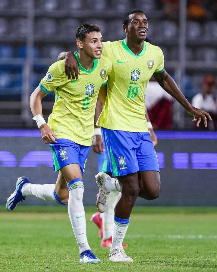 Brasil comemora vitória contra o Chile