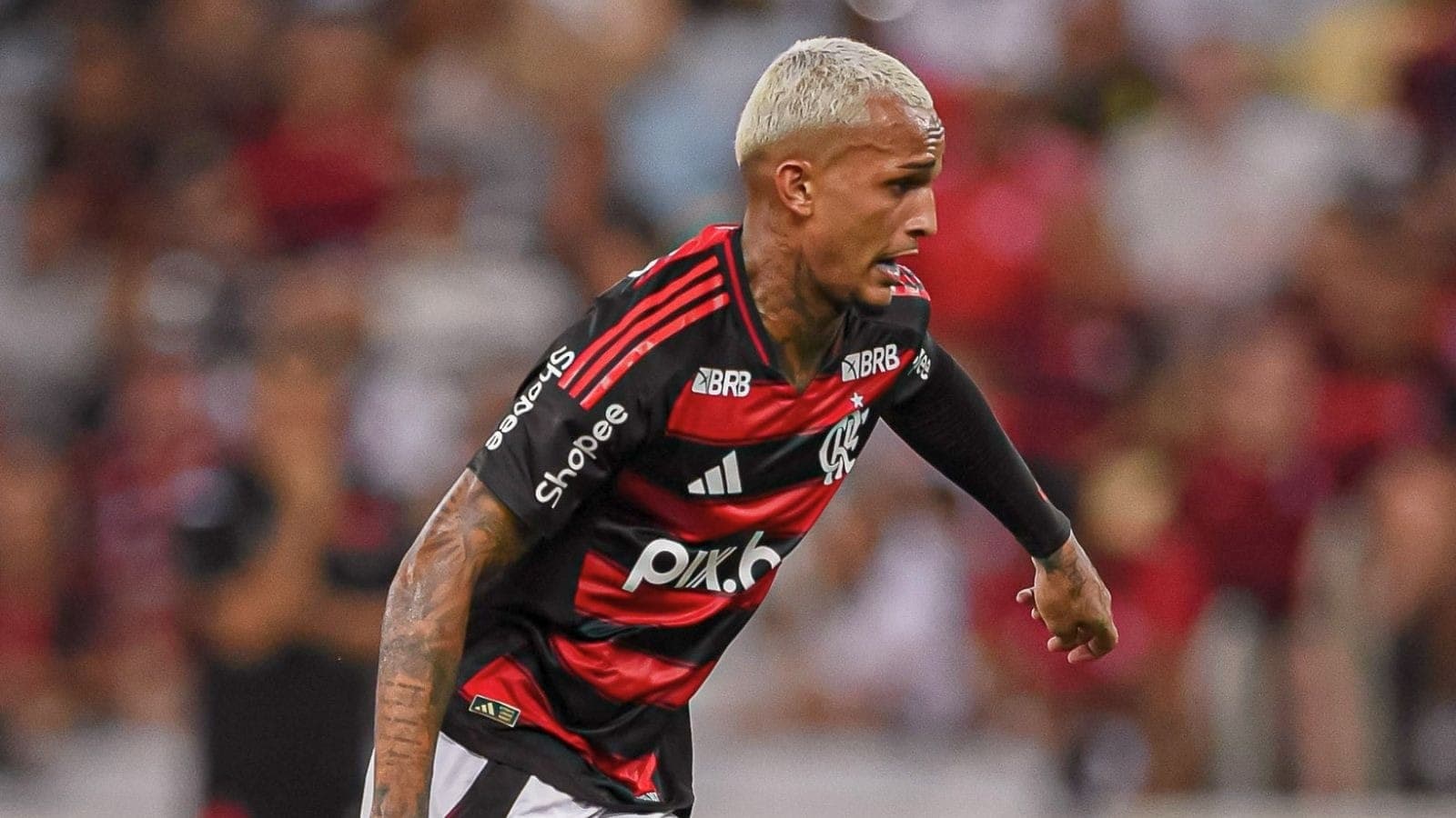 Wesley, lateral-direito do Flamengo
