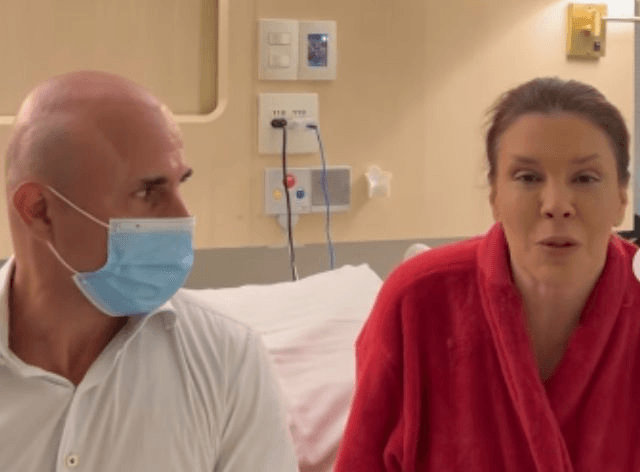 No hospital, Simony revela que está com câncer