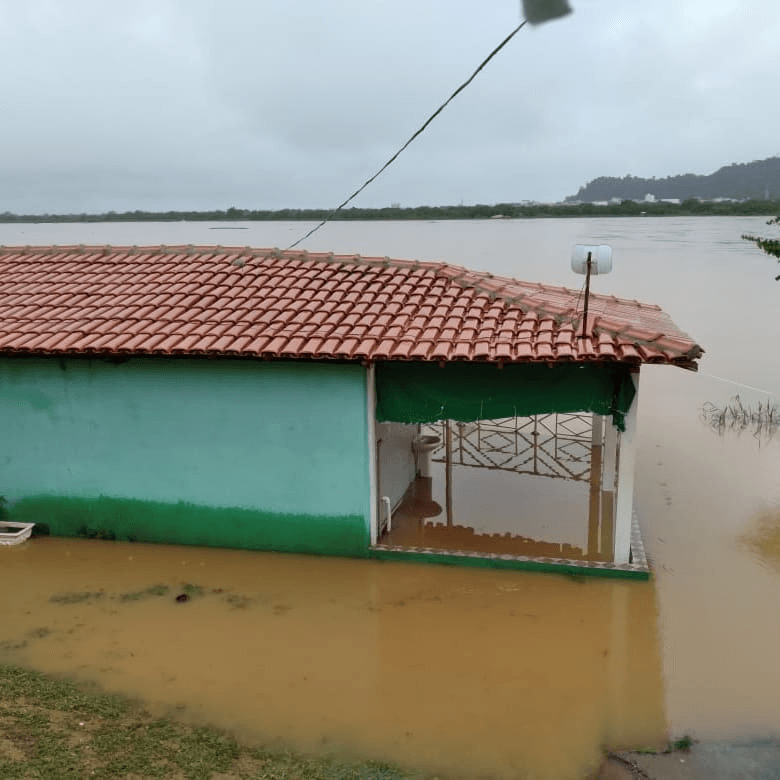 Enchentes na Bahia afetam 165 municípios