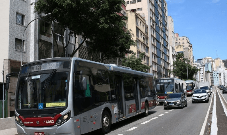 Greve de ônibus em São Paulo