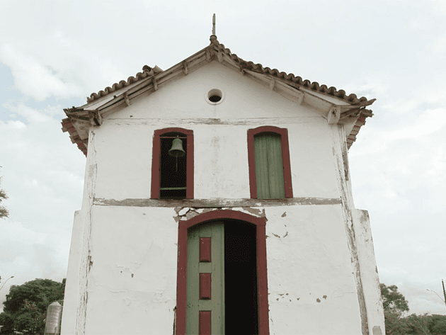 Desemboque (MG) é conhecida por sua galinhada