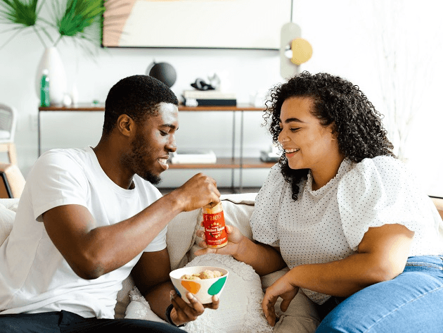 Veja quais são os signos que mais gostam de viver romances 