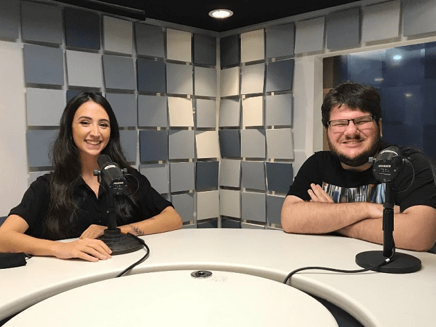 Mariana Nolasco e Danilo Gobatto, na Rádio Bandeirantes