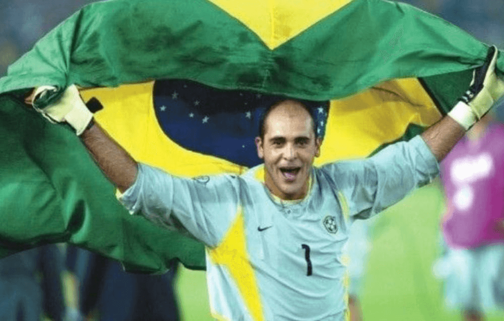 Marcos após comemorar o penta na Copa de 2002