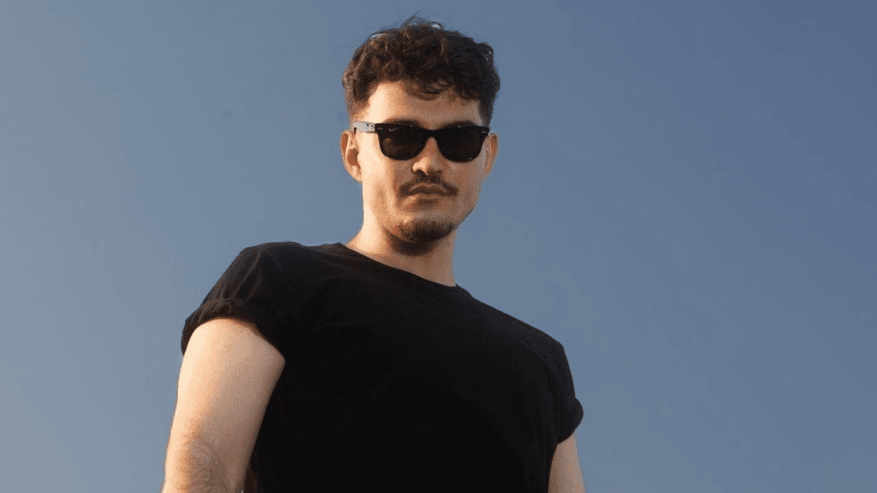 Jão faz apresentação emocionante no Rock in Rio