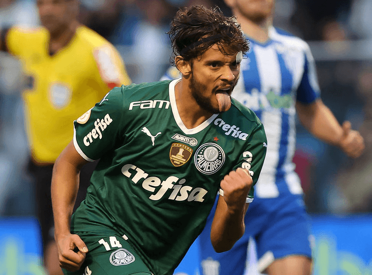 Gustavo Scarpa acertou a sua ida para o Nottingham Forest neste domingo