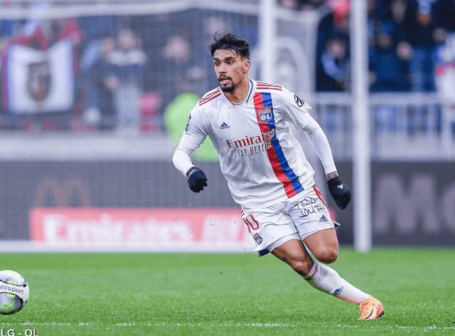 West Ham chega em acordo com Lyon por Paquetá