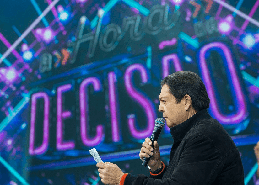 Fausto Silva apresenta o 'A Hora da Decisão'