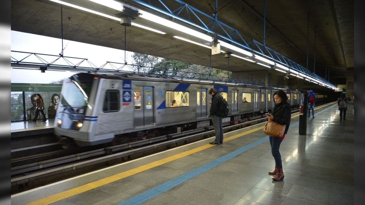 Metroviários cancelam greve