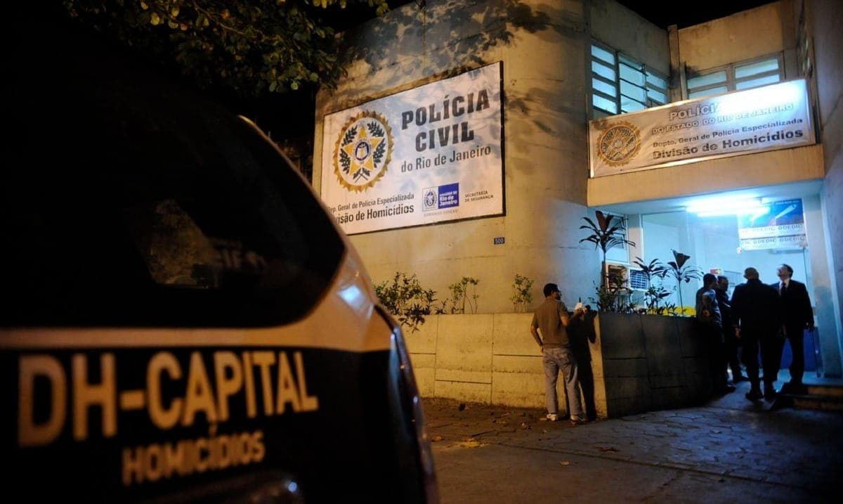 A Delegacia de Homicídios da Capital, no Rio de Janeiro